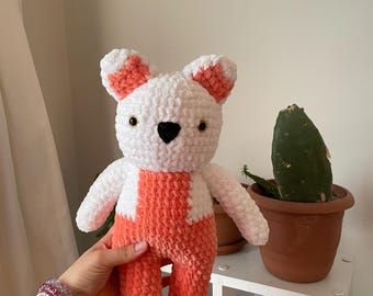 手作りのかわいいクマのぬいぐるみ