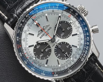 Orologio cronografo Breitling Navitimer / Quadrante argentato, cinturino in pelle nera / Orologio da polso svizzero di lusso da uomo / Orologio da aviatore classico
