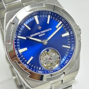 Refurbished VACHERON CONSTANTIN GENEVE Blue Dial Automatic Movement Luxury Men's Wrist Watch With Stainless Steel Band.