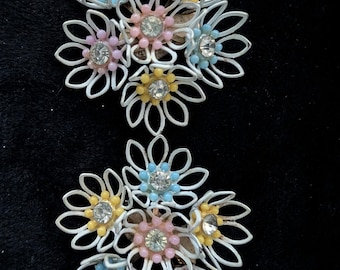 Vintage White Enamel with Pastel Centers and Clear Rhinestone Clip-on Earrings