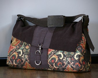 The Simple Fly 'Dinara' Weekender & Yoga Mat Bag – Luxury Travel in Style. Stylish, and Expressive