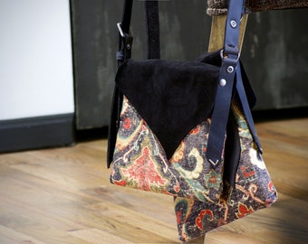 The Simple Fly 'Belin' Crossbody Handmade Shoulder Bag Elegant, Practical and Versatile