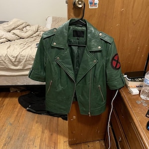 X Men Rogue Cropped Leather Jacket, Anna Marie Cosplay, Green Superhero Biker Jacket, Rogue Costume, Marvel Inspired Cosplay Comic Con Outfi