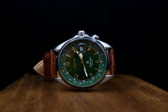 Seiko Alpinist Emerald Green Dial | Vintage Refurbished Automatic 7S26 | Gold Men’s Dress Watch | Elegant Mechanical Timepiece | Luxury Gift
