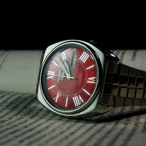 Vintage Gothic Seiko Automatic Watch | Red Roman Numeral Dial | Men’s Mechanical Timepiece | Dark Academia Aesthetic | Luxury Retro Gift