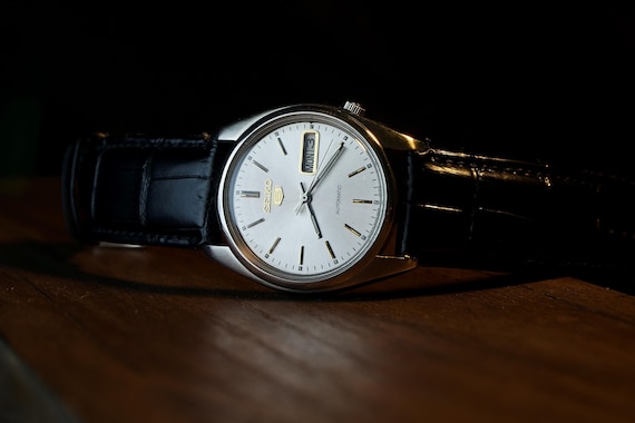 Vintage Seiko 5 Automatic Watch | Silver Gold Dial | Silver Case | Leather Strap | Men's Dress Watch | Japanese Mechanical Watch Gift