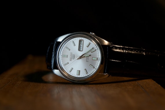 Vintage Seiko 5 Automatic Watch | Silver Dial | Black Leather Strap | Men's Japanese Watch | Classic Dress Watch | Watch Collector Gift