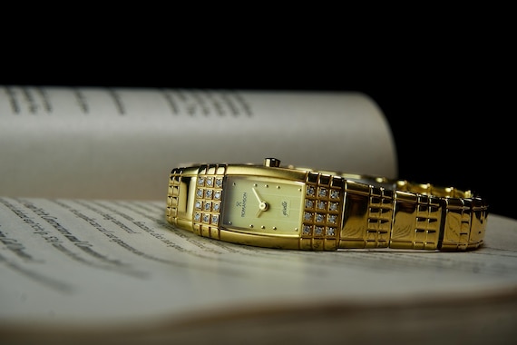 Vintage Romanson Golden Ladies Watch - Classic Slim Gold Tone Quartz Timepiece - Elegant Dress Watch - Minimalist Jewelry - Gift for Her