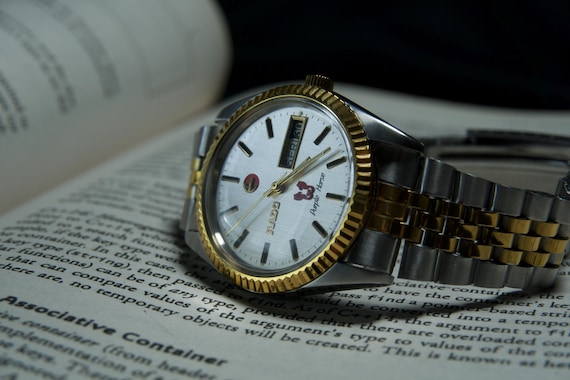 Rado Purple Horse Automatic Watch Classic Silverish White Dial Men's Luxury Vintage Timepiece Refurbished Premium Mechanical Wristwatch