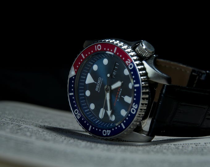 Seiko Automatic Diver Watch Classic Pepsi Dial Men's Luxury Timepiece Caliber 7S26 Refurbished Premium Mechanical Wristwatch Blue Dial