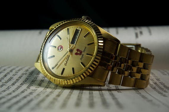Rado Purple Horse Gold Dial | Golden Case Vintage Automatic & Manual Wind | Men’s Luxury Swiss Timepiece Dress Watch | Classic Heritage Gift