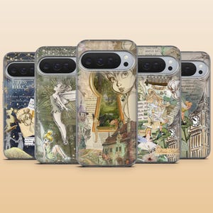 Peut inclure: Cinq coques de smartphone arborant des designs en style collage avec des illustrations d'une fée, du texte d'inspiration vintage et des scènes incluant un trou de serrure, une tour d'horloge et des éléments forestiers. Chaque coque a une découpe.