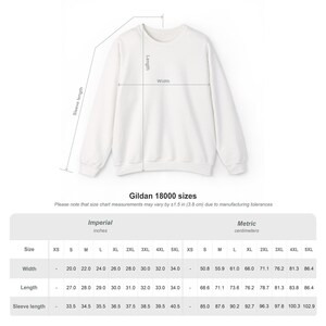 Haftowany sweter z okrągłym dekoltem i fazami księżyca, niebiański sweter unisex, czarowniczy, duchowy strój zdjęcie 4