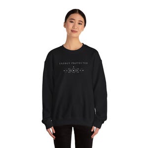 Haftowany sweter z okrągłym dekoltem i fazami księżyca, niebiański sweter unisex, czarowniczy, duchowy strój zdjęcie 3