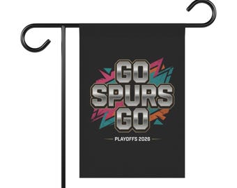 Bandiera da giardino dei playoff dei San Antonio Spurs 2026, "Go Spurs Go" per il giardino, bandiera da casa NBA per basket, decorazioni per esterni con colori fiesta, argento e nero