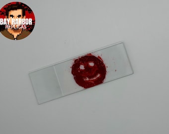 Dexters Smiley Face Blood Slide Replik | Brisur Moser | Töten Trophäe | Dexter Morgan