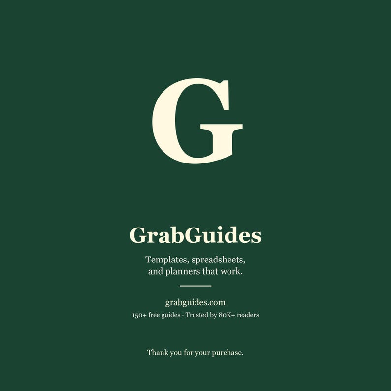 Pu&ograve; includere: Una grafica verde scuro con una grande lettera "G" bianco sporco in alto. Sotto, il testo "GrabGuides" &egrave; visualizzato, seguito dallo slogan "Templates, spreadsheets, and planners that work." Include anche "grabguides.com" e "150+ free guides. Trusted by 80K+ readers."