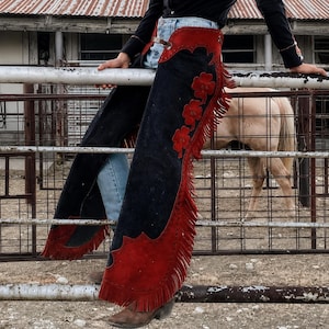 Handgjorda chaps med mocka och fransar, western-rodeo-cowgirl-utrustning för kvinnor