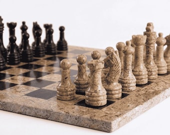 Juego de ajedrez de mármol hecho a mano con tablero de piedra / Juego de ajedrez de lujo / Regalo único para él / Decoración del hogar