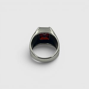 Men’s Rectangular Ruby Statement Ring, Handmade 925 Sterling Silver with Engraved Scrollwork imagen 10