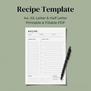 Może przedstawiać: Biały szablon przepisu z czarnym tekstem, zawierający sekcje na składniki, instrukcje, notatki i system ocen. Tekst brzmi Recipe Template, A4, A5, Letter & Half Letter, Printable & Fillable PDF. Na kartce leży czarny długopis.