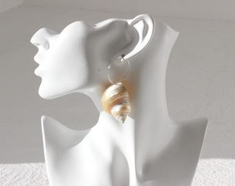 Modernist Seashell Natural Conch Shell Dangly Pierced Sleeper Earrings