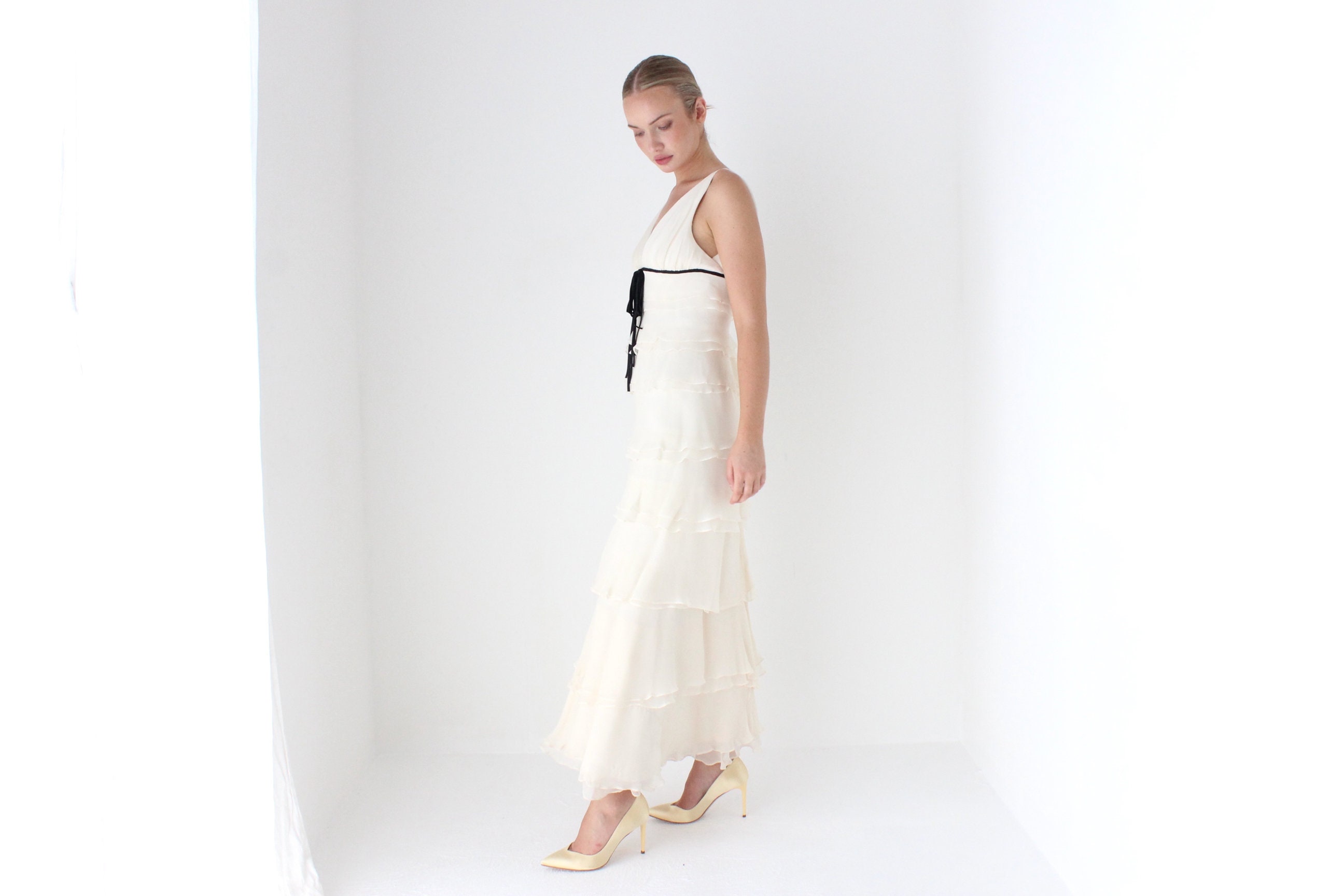 1990s Vintage Melinda Eng Cascading Layered Ivory Silk