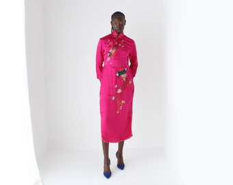 80s PURE SILK Intricately Embroidered Textured Fuchsia Cheongsam High Collar Dress