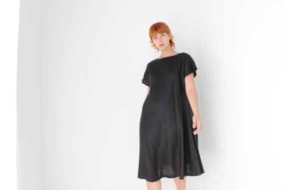 Minimal 90s Roomy & Relaxed Black Linen Tee Dress