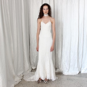 vera wang 2000s wedding dress Vera Wang Spring 2000 Ready-to-Wear Collection