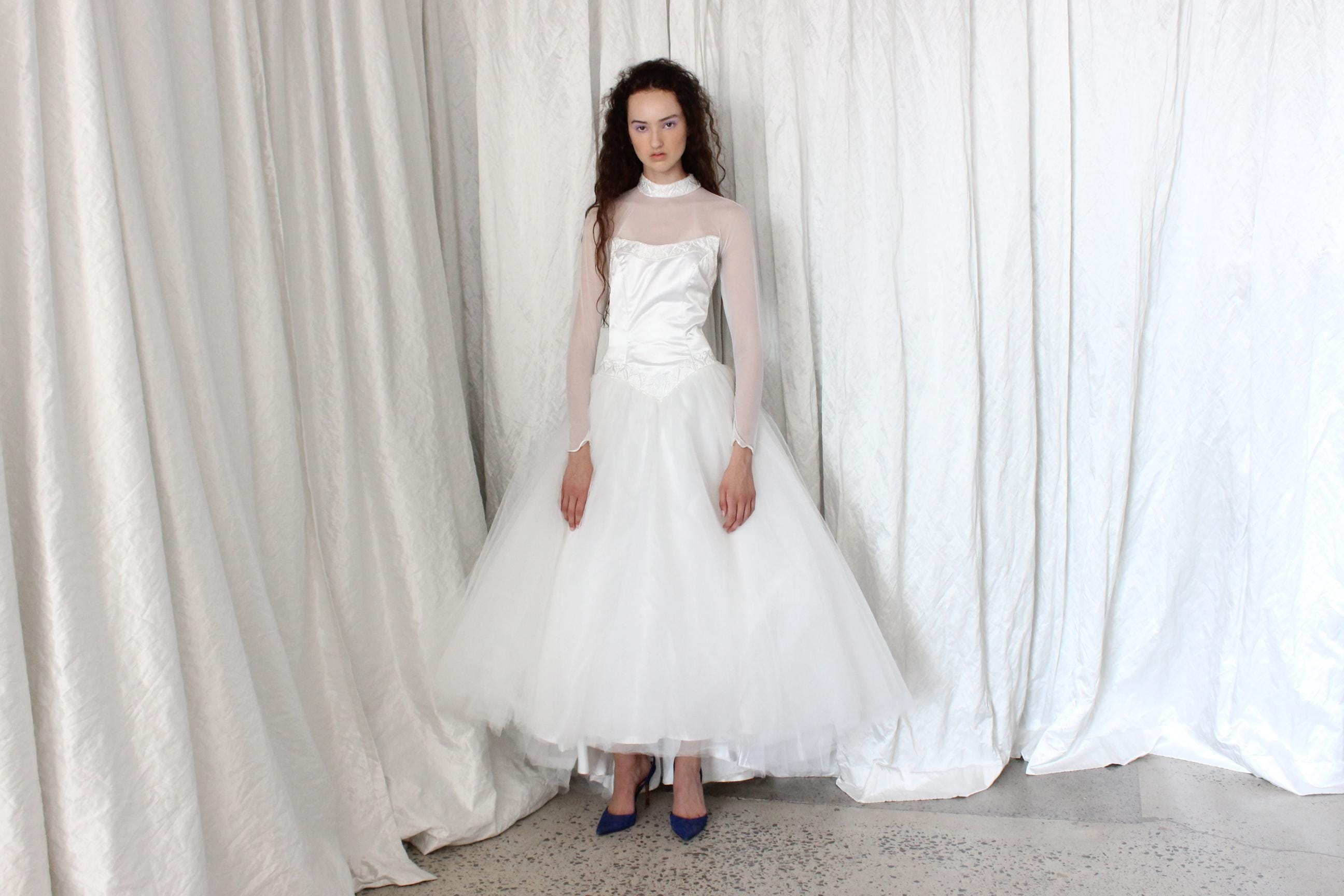 Preowned vintage wedding dress - Etsy 日本