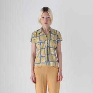 90s Groovy Stretch Button Up & Collared Short Sleeve Top by 'SLAY'