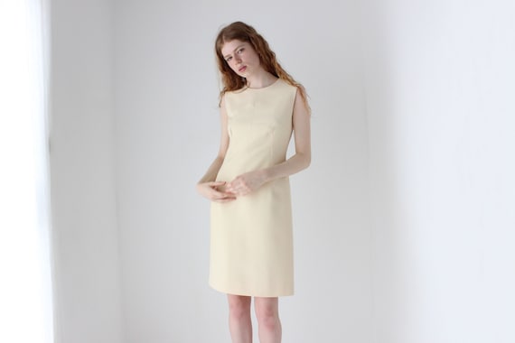 Cream shift dress wedding deals