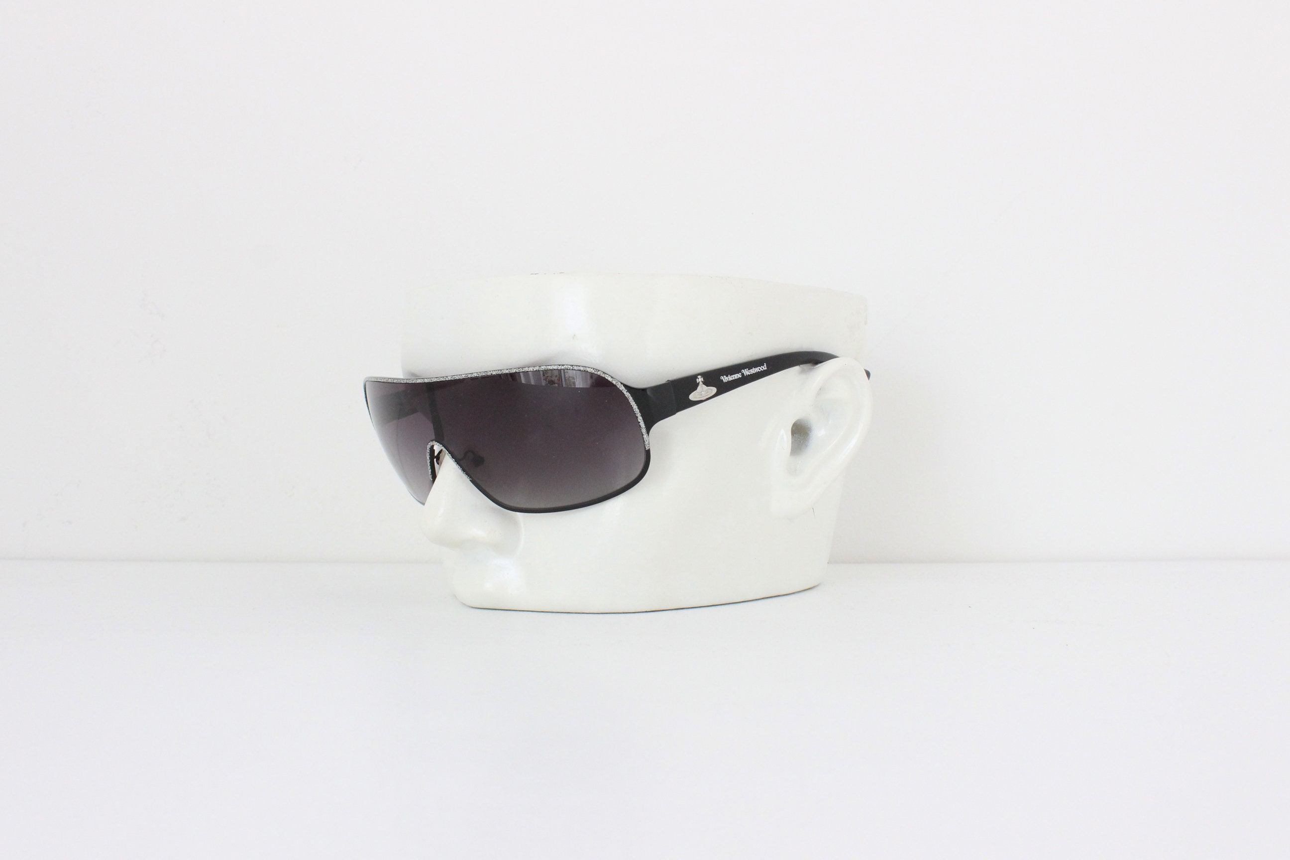 Y2K Vivienne Westwood Futuristic / Techno / Sci Fi Shield