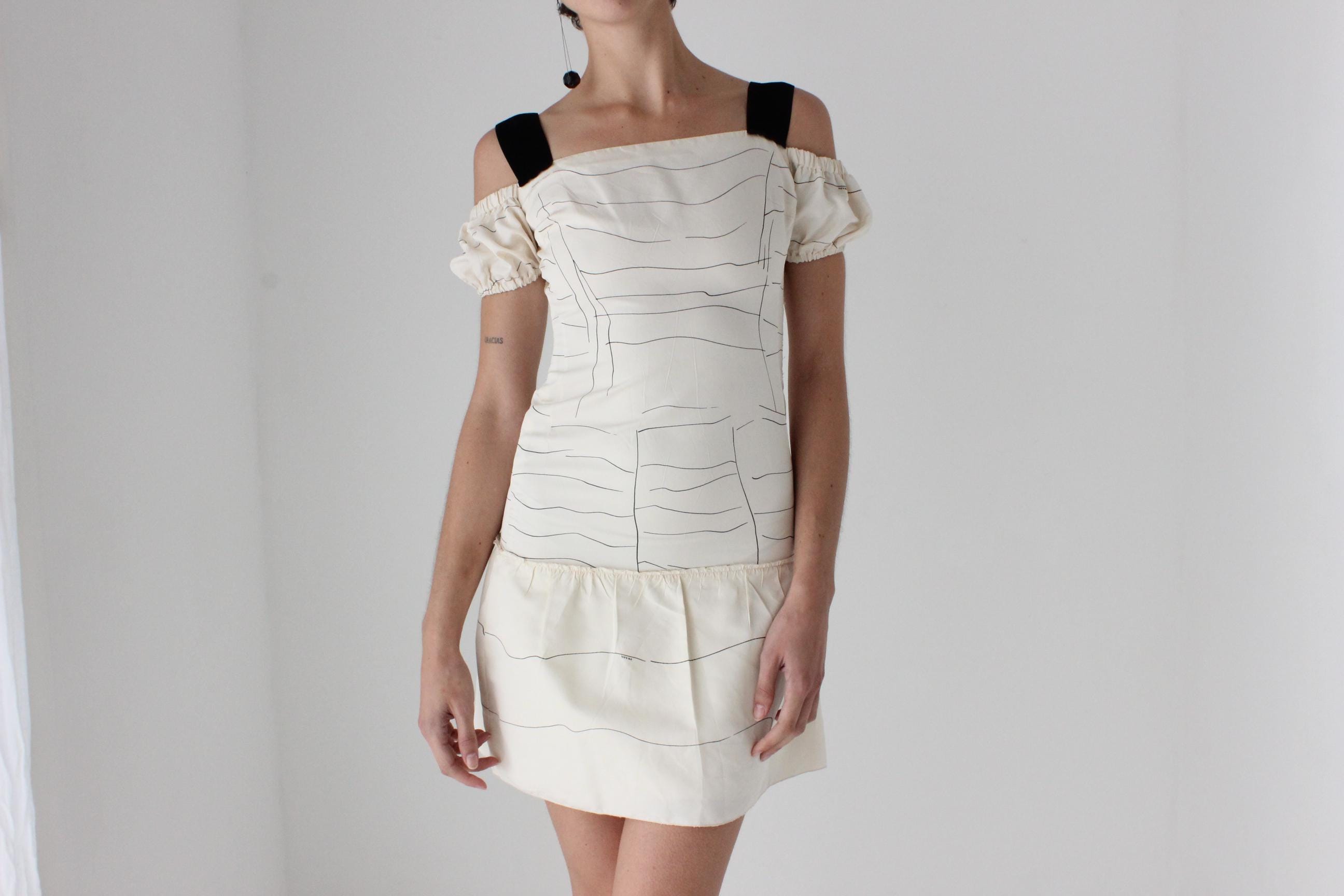 prada cream dress PRADA SS 2006 Vintage Cream Silk Taffeta off Shoulder Dropwaist Puff Bridal  Cocktail Dress