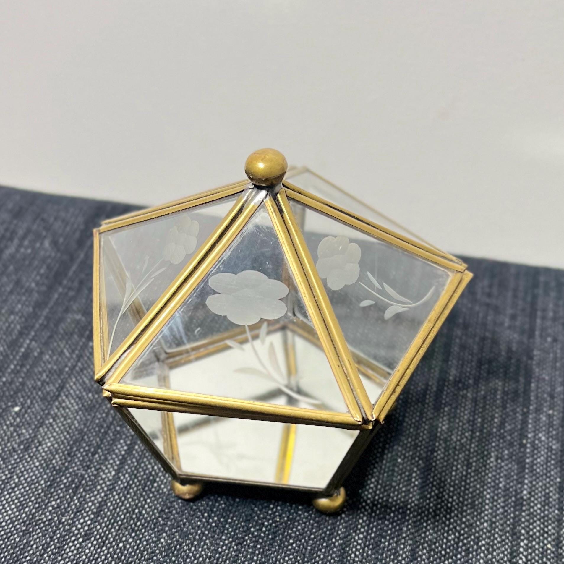 Pyramid Glass Mirror Box - Etsy