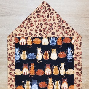 Cat Lover’s Table Runner – 36” x 14” Whimsical Kitchen Decor, 100% Cotton, Leopard Print Accent