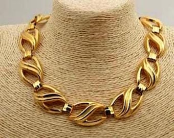 Collar con colgante de lujo dorado vintage para mujer