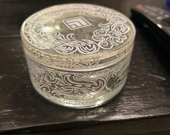 Vintage 1940’s Lucien LeLong round glass scretched powder box with lid