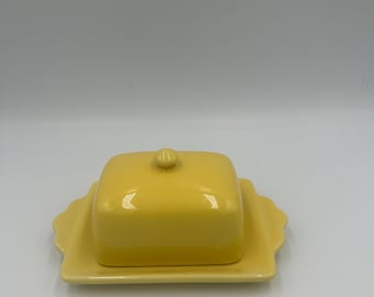 Mantequera de color amarillo galleta de 1/2 barra con tapa