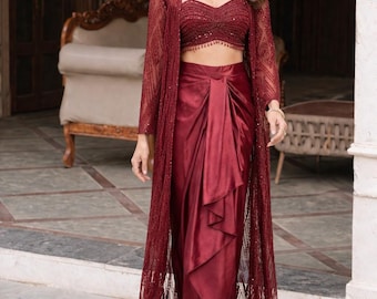 Mustaffa kastanienbraune rote Bollywood style Outfit Indo Western drapieren lehanga Rock mit Umhang Jacke Festive Ethnic Wear Shrug mit Top und Dhoti UK