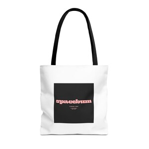 Bolsa tote quadrada preta Spacebum Galactic | Bolsa tote de lona com logo rosa retrô imagem 9