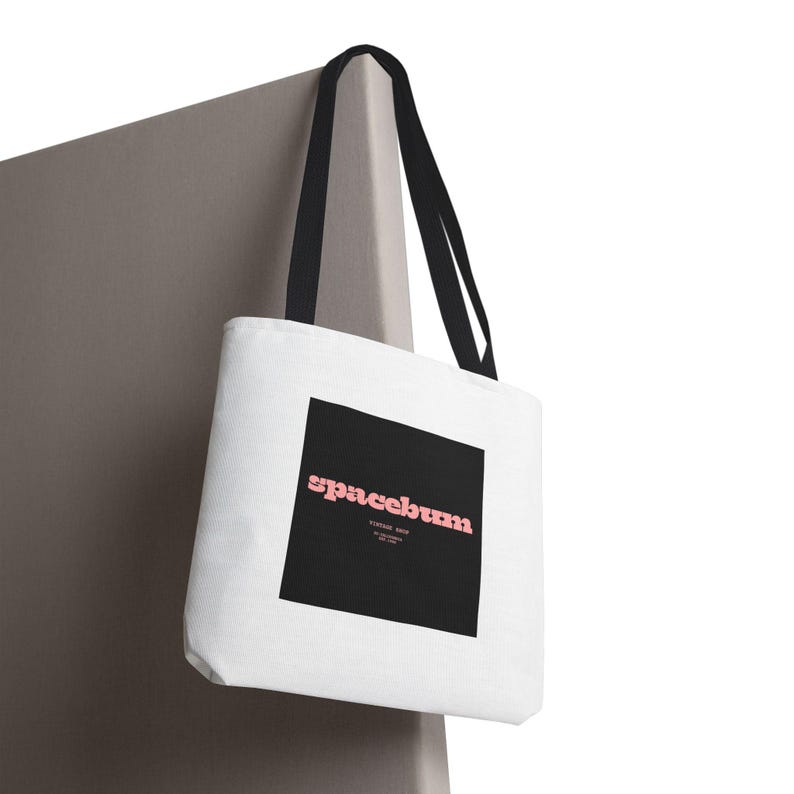 Bolsa tote quadrada preta Spacebum Galactic | Bolsa tote de lona com logo rosa retrô imagem 16