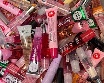 謎の香りのリップグロス