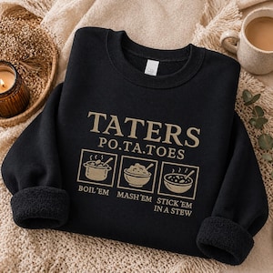 Rolig potatis broderad tröja, koka dem, mosa dem, stick dem i en gryta, fantasyboktröja, trollkarlsresa, present till filmälskare