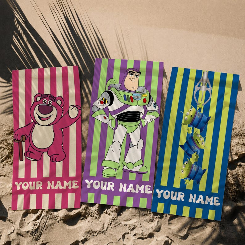 Personalized Toy Story Character Beach Towel, Family Vacation Beach & Pool Towel, Disneyland Trip Dream Magic Summer Gift bild 3