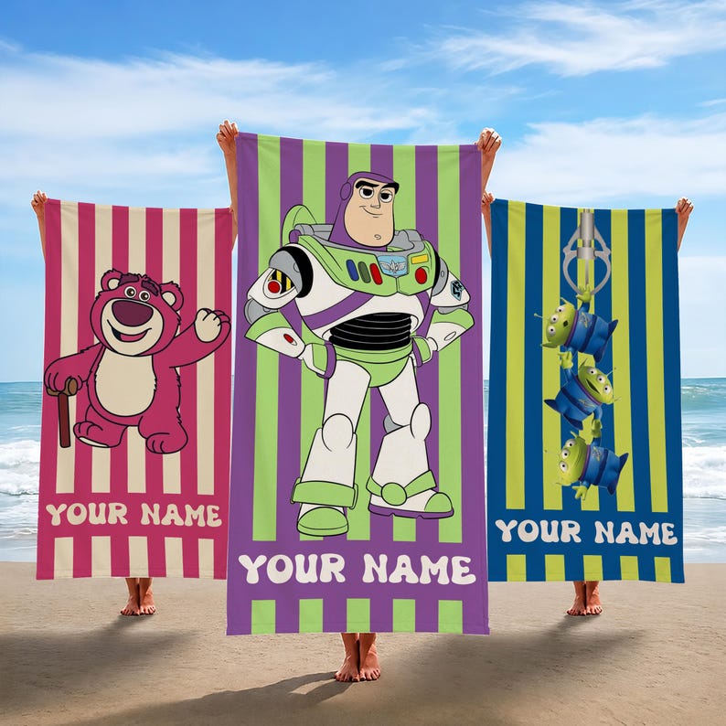 Personalized Toy Story Character Beach Towel, Family Vacation Beach & Pool Towel, Disneyland Trip Dream Magic Summer Gift bild 1