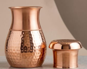 Pure Copper Bedroom Water Bottle 950ml with Inbuilt Glass | Ayurvedic Copper Drinkware | Bedside Water Jug | Handmade Hammered Copper Bottle