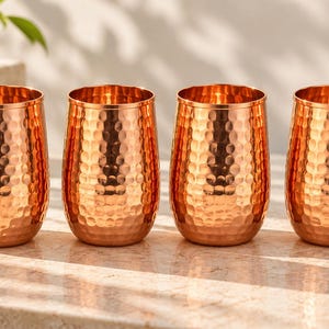 Ren kopparglasmugg 260 ml | Handhamrad kopparmugg | Ayurvediskt kopparglas | Traditionellt dricksglas | Present till honom och henne