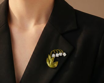 Broche personalizado com flor do mês de nascimento, broche de lírio-do-vale, presente para madrinha, joia de casamento, presente para ela, joia floral vintage